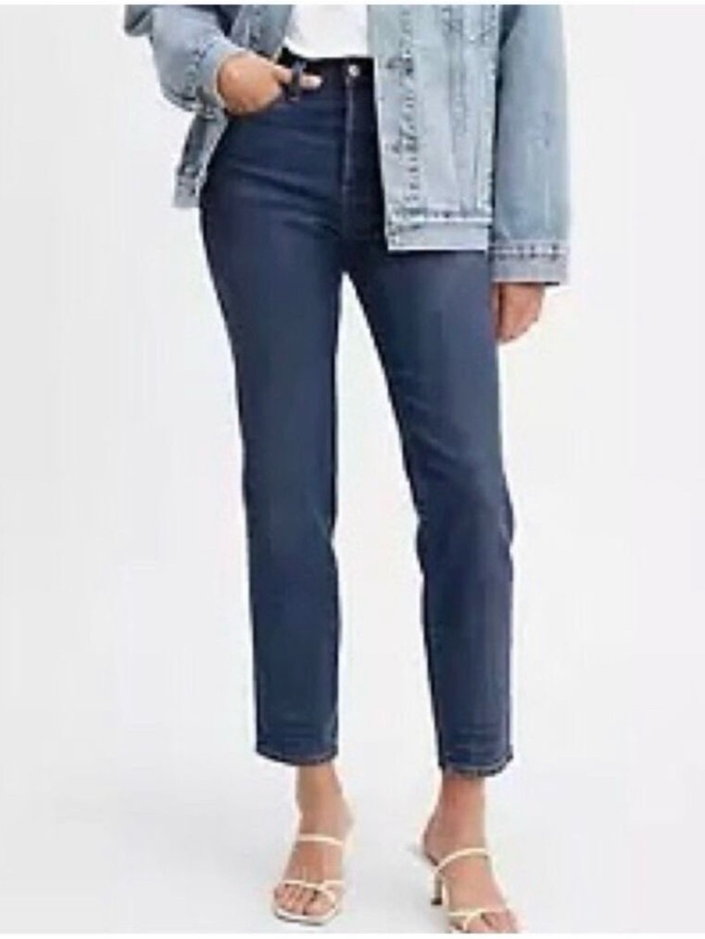 𝅺LEVI’S Wedgie straight leg ankle jeans Size 24”